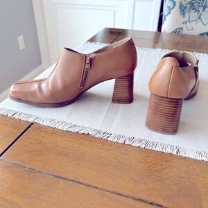 British Tan Heels- so comfy!